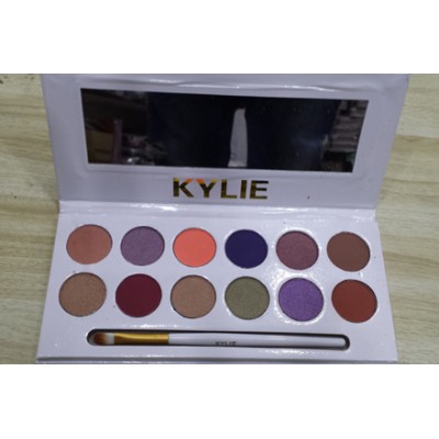 KYLIE EYE SHADOW